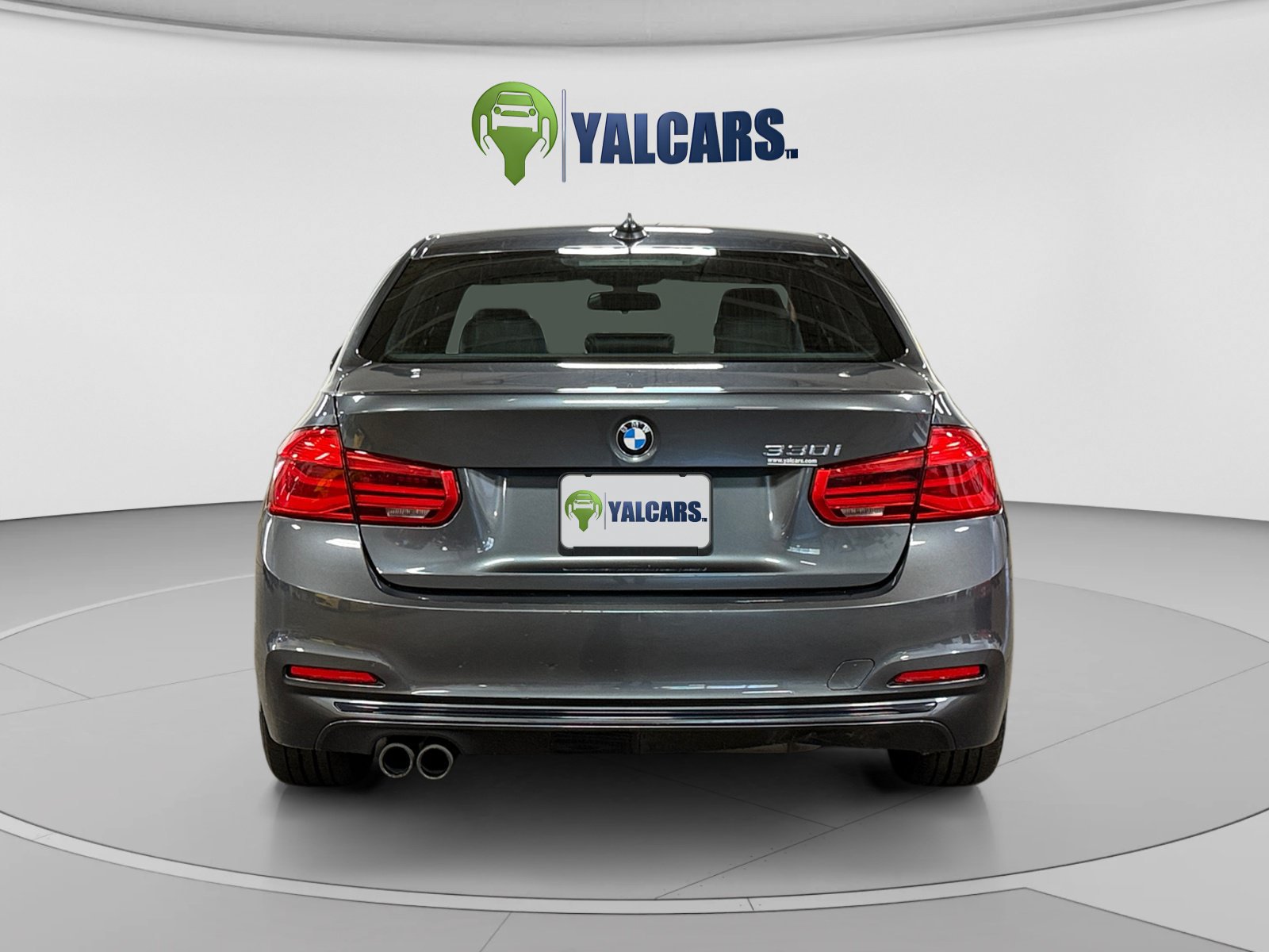 Used 2017 BMW 330i Sedan RWD image 4