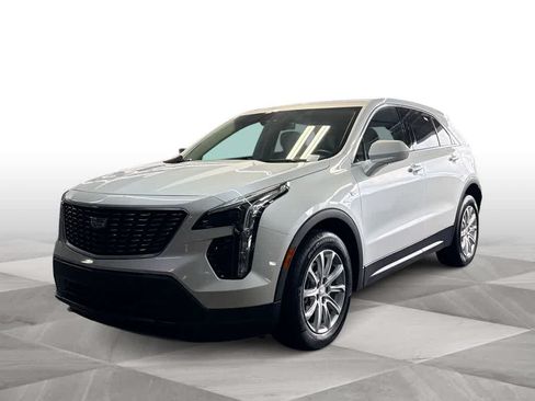 Used 2023 Cadillac XT4 Luxury FWD image 4