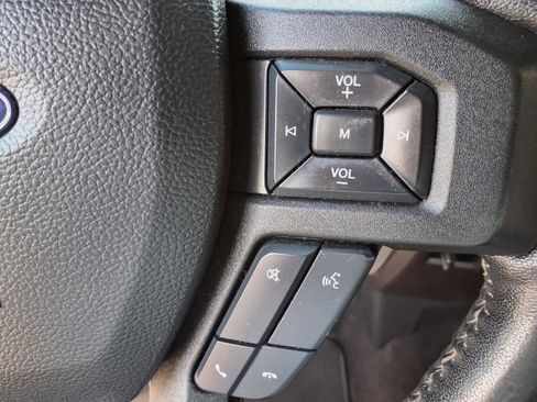 Used 2018 Ford F150 XLT w/ Equipment Group 302A Luxury image 11