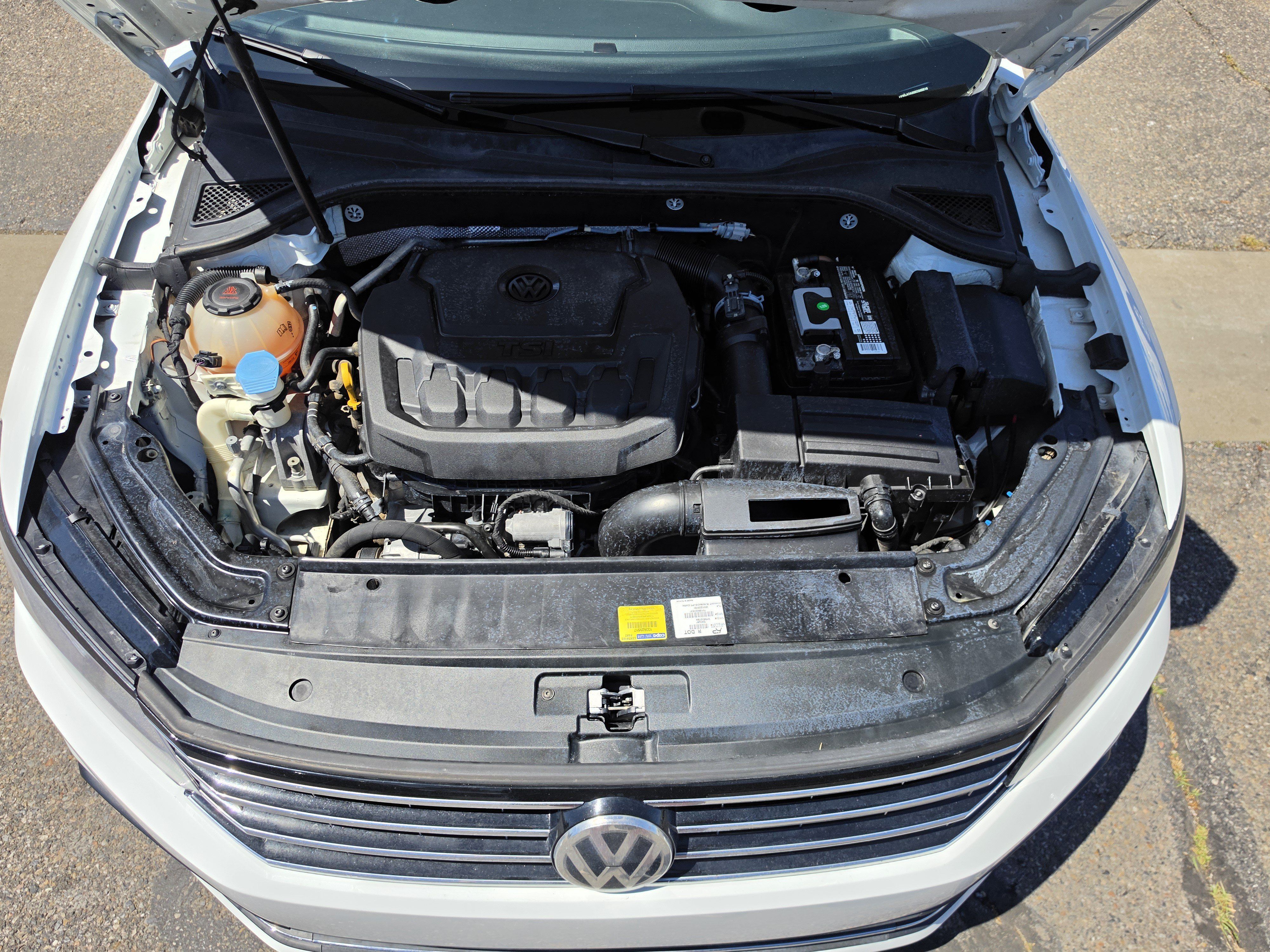 Used 2019 Volkswagen Passat 2.0T Wolfsburg w/ Wheels & Sunroof Package FWD image 22