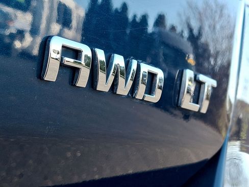 Used 2021 Chevrolet Equinox LT AWD/4WD image 23