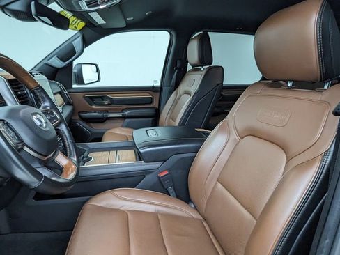 Used 2022 RAM 1500 Limited w/ Body Color Bumper Group image 2