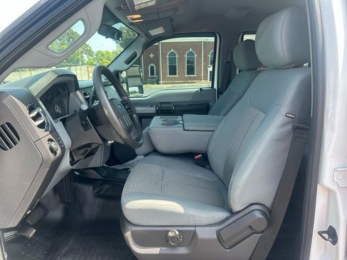 Used 2015 Ford F250 XLT AWD/4WD image 12