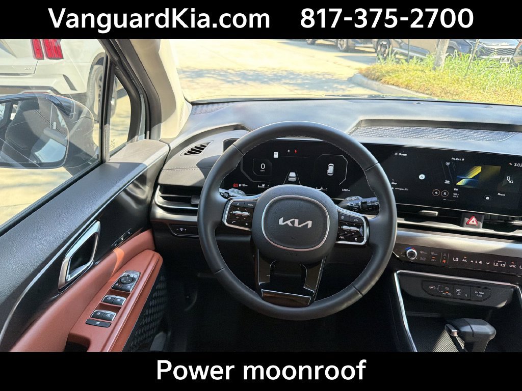 Used 2026 Kia Carnival SX w/ SX Dark Edition Package FWD image 13