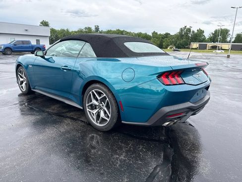 Used 2026 Ford Mustang GT Premium w/ GT Performance Package RWD image 2