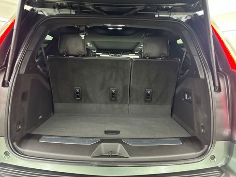 Certified 2024 Cadillac Escalade Premium Luxury Platinum AWD/4WD image 25