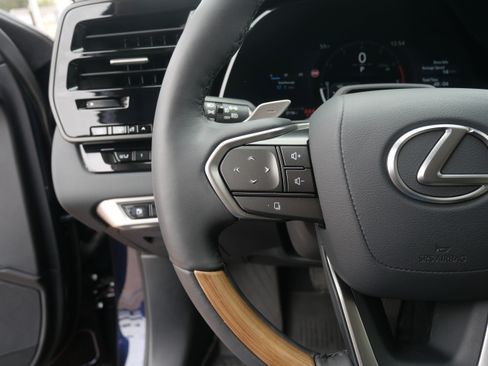 Certified 2025 Lexus RX 350 FWD image 12