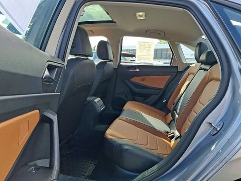 Used 2024 Volkswagen Jetta SEL FWD image 10