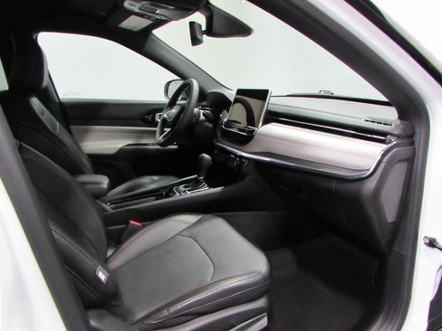 Used 2023 Jeep Compass Limited w/ Elite Group AWD/4WD image 17
