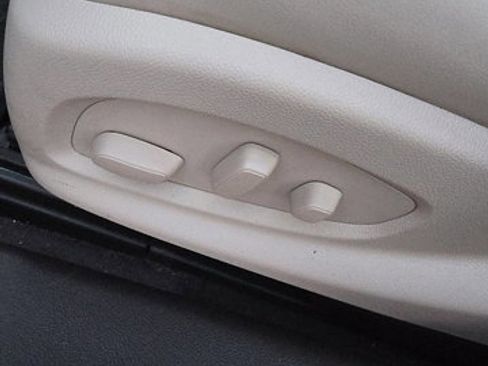 Used 2014 Buick LaCrosse Leather image 14