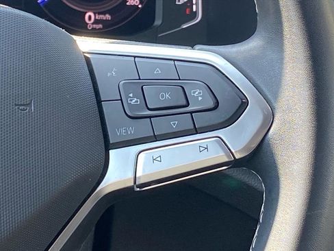 Used 2022 Volkswagen Atlas Cross Sport SE w/ Panoramic Sunroof Package image 7