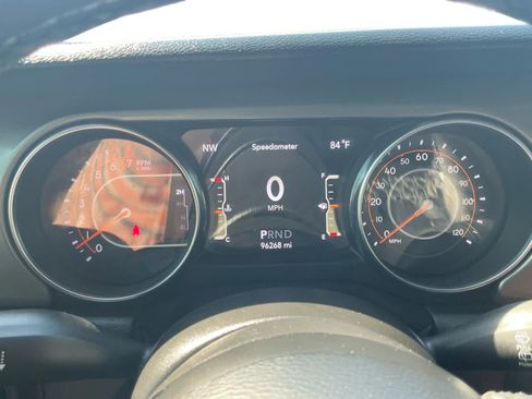 Used 2021 Jeep Wrangler Unlimited Sport AWD/4WD image 16