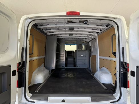 Used 2014 Nissan NV 2500 SV w/ Technology Package RWD image 7