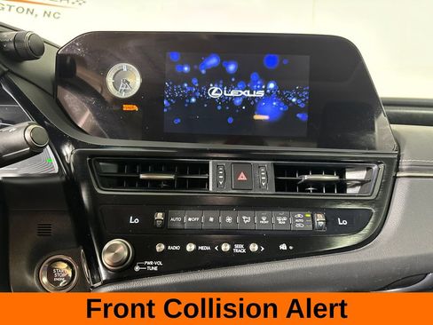 Used 2024 Lexus ES 350 w/ Premium Package FWD image 20