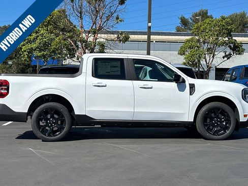 New 2025 Ford Maverick Lariat w/ Black Appearance Package image 3