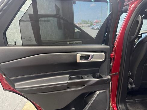Used 2020 Ford Explorer Limited AWD/4WD image 20