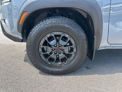 Certified 2023 Nissan Frontier PRO-4X w/ Pro-4X Premium Package AWD/4WD image 54