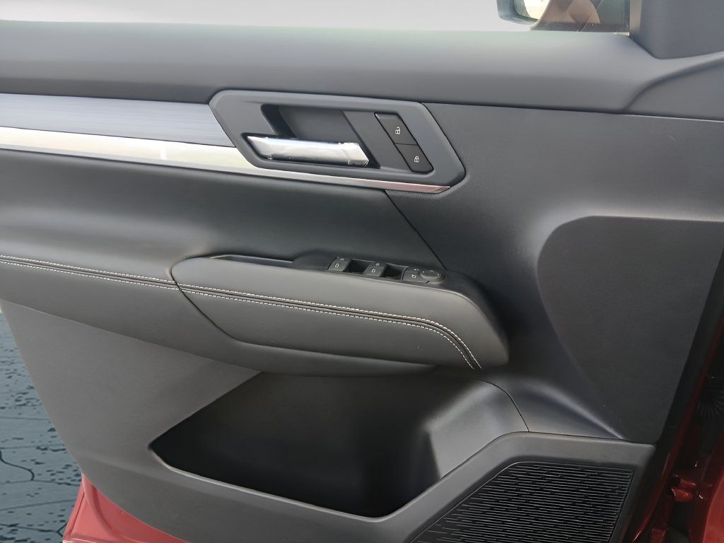 New 2027 GMC Terrain Elevation FWD image 17