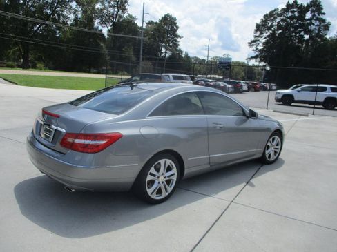 Used 2010 Mercedes-Benz E 350 Coupe image 24