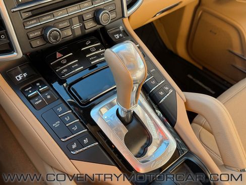 Used 2016 Porsche Cayenne base image 28