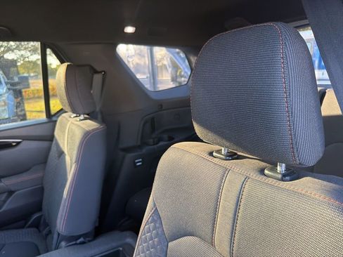 Used 2023 Honda Pilot Sport image 11