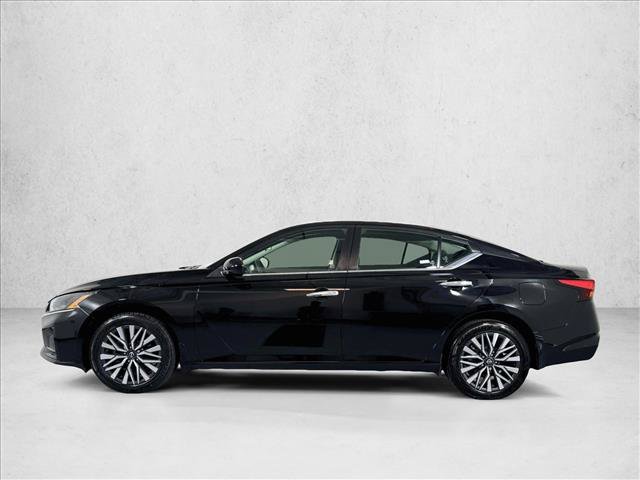Used 2023 Nissan Altima 2.5 SV AWD/4WD image 8