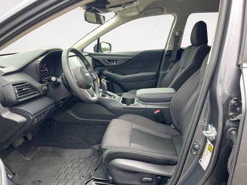 Certified 2025 Subaru Outback Premium w/ Popular Package #1A AWD/4WD image 9