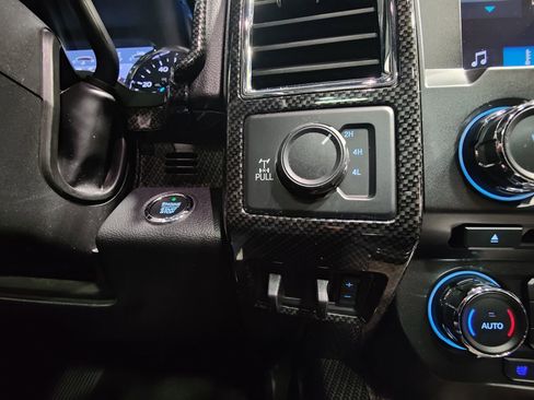 Used 2018 Ford F250 Lariat w/ Lariat Ultimate Package image 32