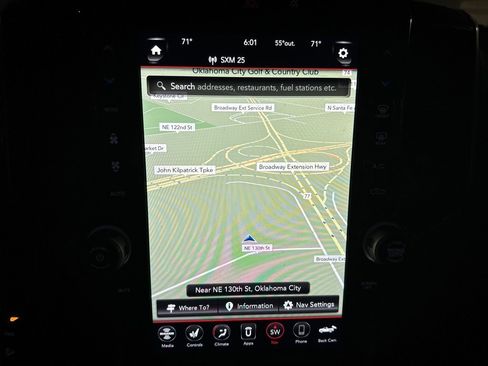 Used 2021 RAM 2500 Laramie w/ Night Edition image 10