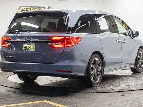Used 2023 Honda Odyssey Elite image 4