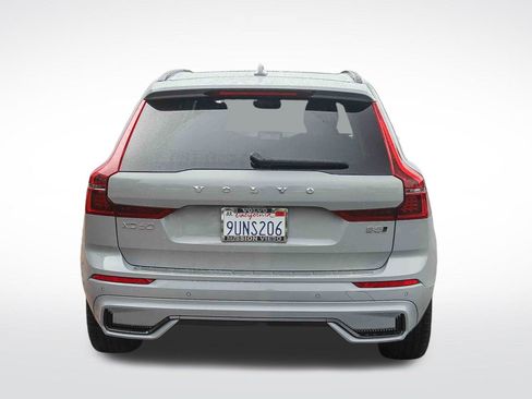 Certified 2026 Volvo XC60 B5 Plus w/ Climate Package image 9