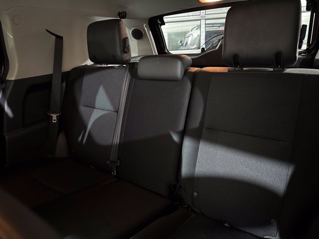 Used 2012 Toyota FJ Cruiser 4WD w/ Upgrade Pkg image 15