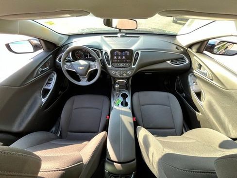 Used 2019 Chevrolet Malibu LT FWD image 22