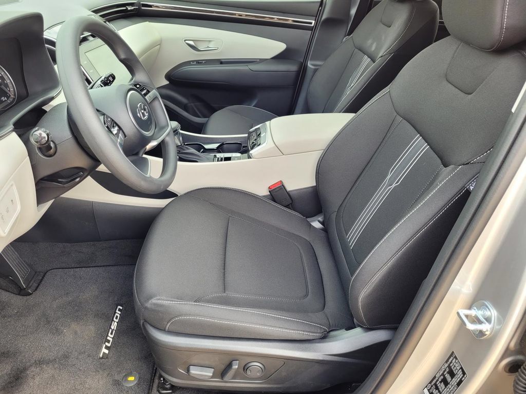 Used 2024 Hyundai Tucson SEL FWD image 7