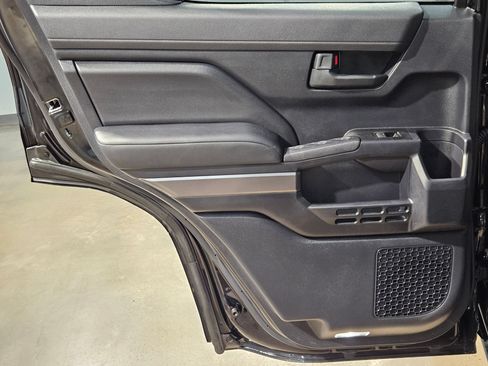 Certified 2025 Toyota 4Runner 4WD image 33