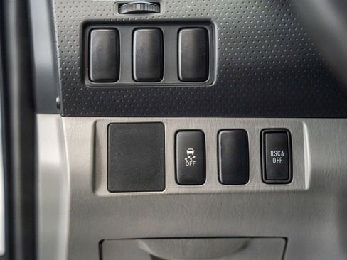 Used 2011 Toyota Tacoma 4x4 Regular Cab image 28