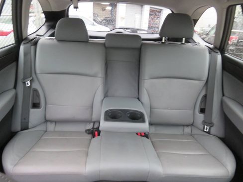 Used 2018 Subaru Outback 2.5i Limited AWD/4WD image 22