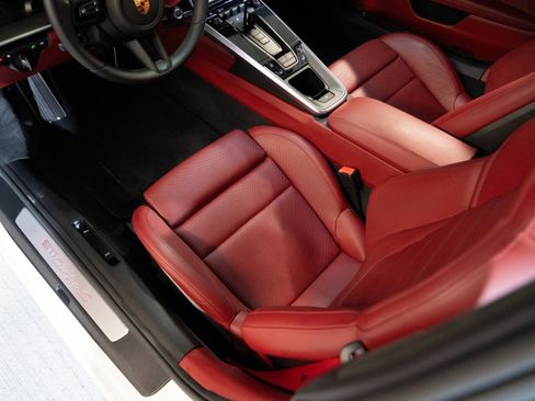 Certified 2022 Porsche 911 Turbo S AWD/4WD image 14