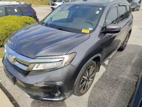 Used 2019 Honda Pilot Touring image 6