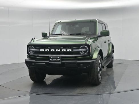 Used 2025 Ford Bronco Outer Banks image 58