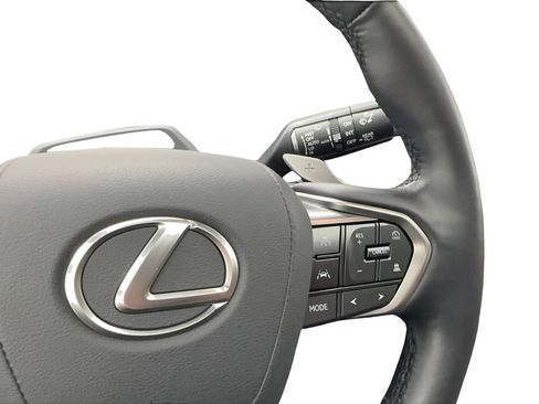 Used 2025 Lexus GX 550 w/ Cold Area Package AWD/4WD image 46