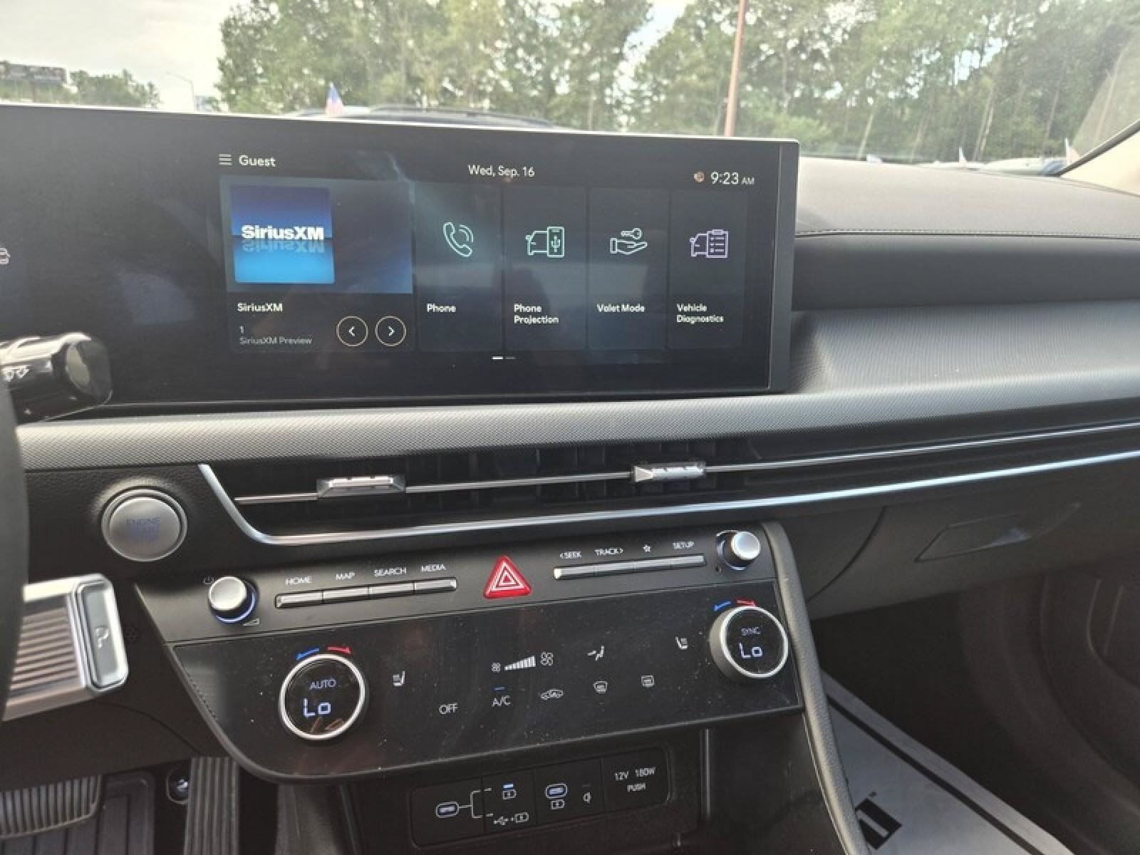 Used 2026 Hyundai Sonata SEL FWD image 9