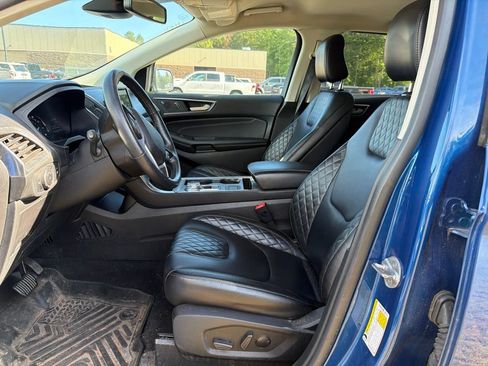 Used 2023 Ford Edge Titanium AWD/4WD image 15