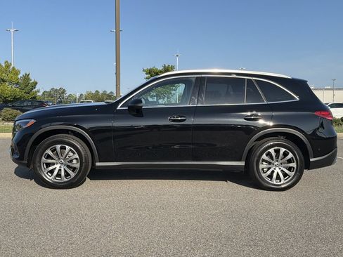 Used 2024 Mercedes-Benz GLC 300 w/ Winter Package image 2