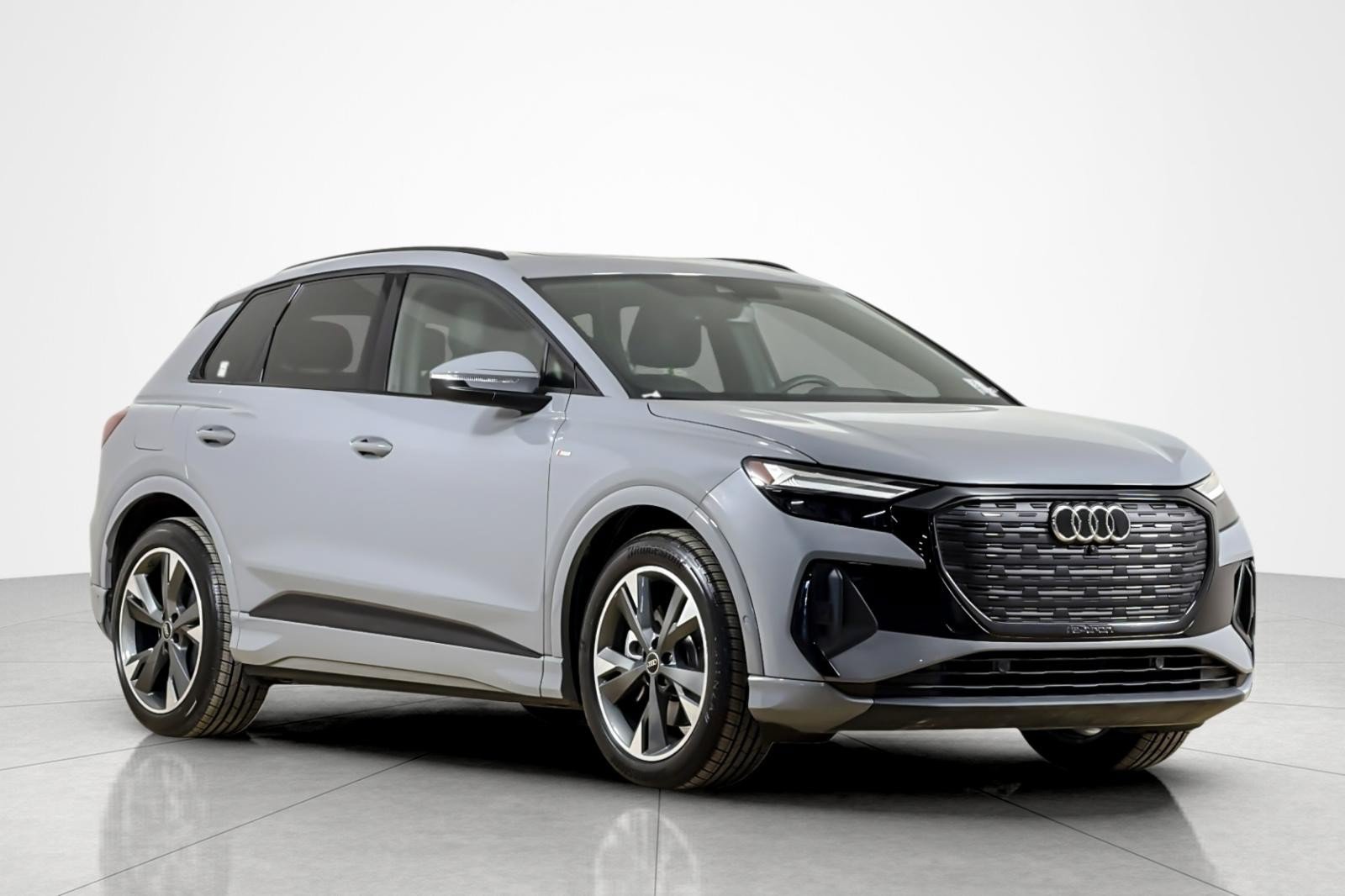 Certified 2024 Audi Q4 e-tron Premium Plus w/ Premium Plus AWD/4WD image 7