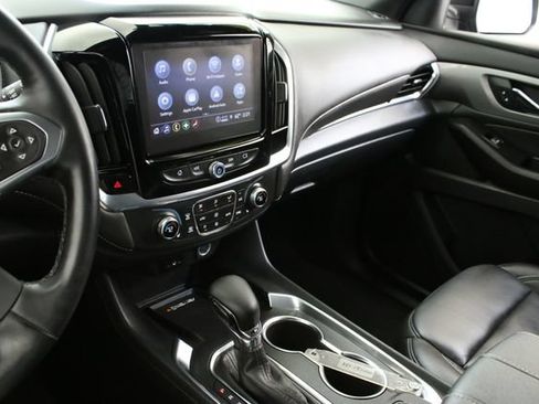 Used 2023 Chevrolet Traverse LT AWD/4WD image 20