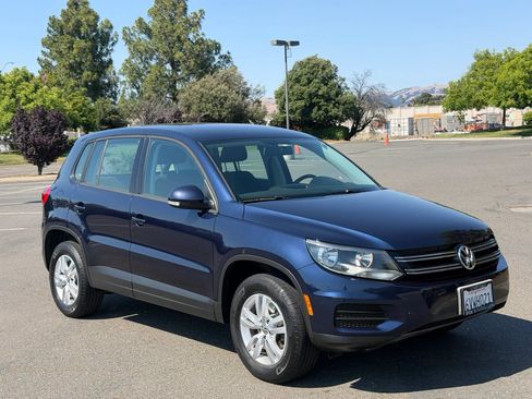 Used 2012 Volkswagen Tiguan S FWD image 12