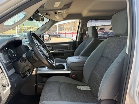Used 2017 RAM 1500 Lone Star RWD image 24