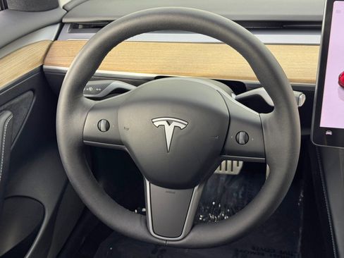 Used 2022 Tesla Model 3 Performance image 18