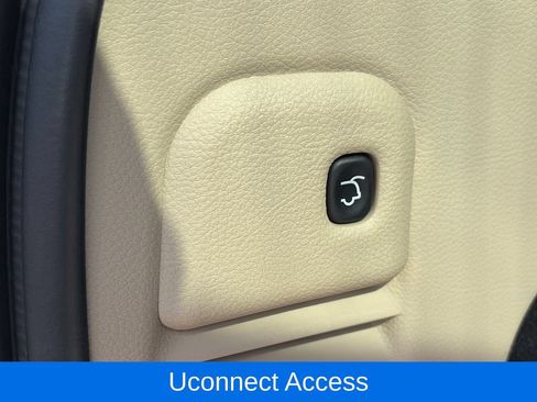 Used 2015 Jeep Grand Cherokee Limited AWD/4WD image 9